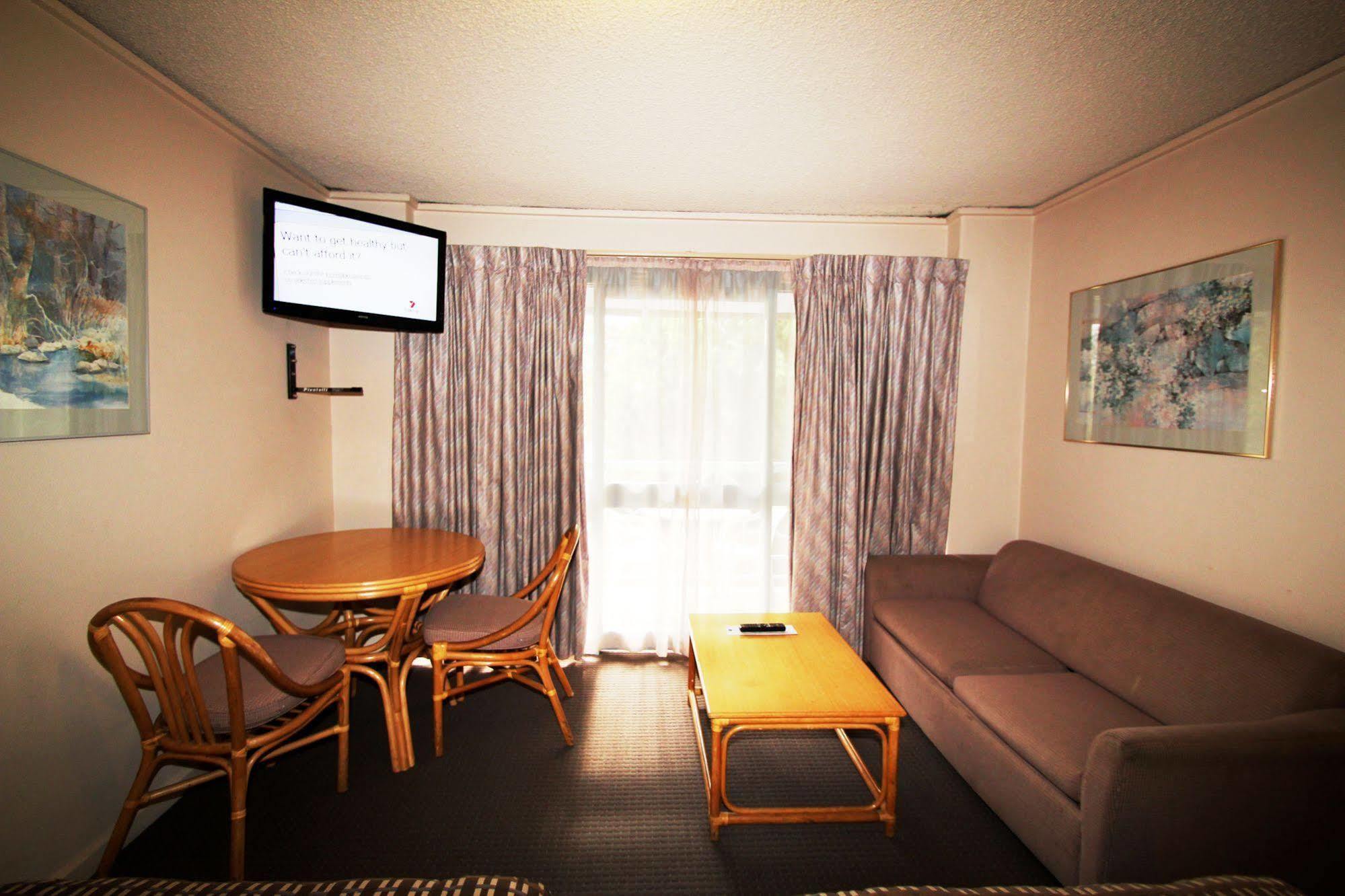 Beaumaris Bay Motel Экстерьер фото